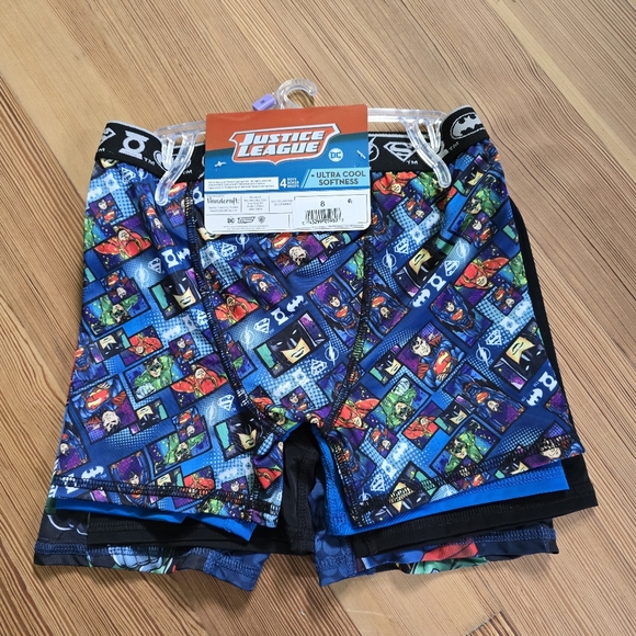 Boys size 8 DC Justice League athletic boxer briefs - Picture 2 of 5